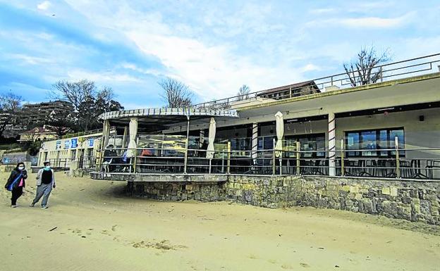 Restaurante Balneario La Magdalena. Tras el cierre de La Horadada, el establecimiento hostelero se trasladó a este edificio, a pocos metros.