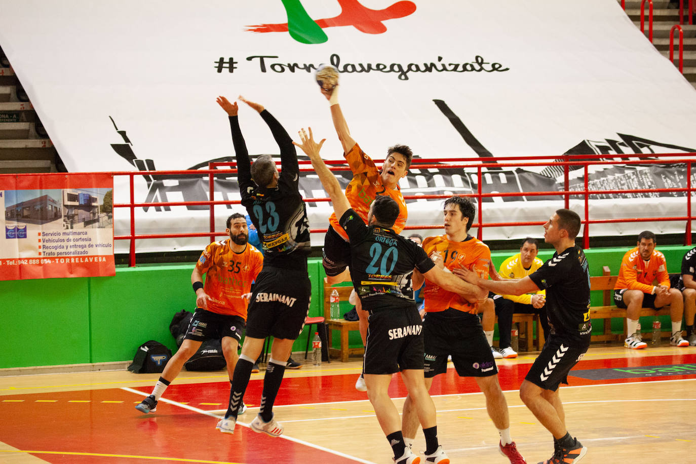 Balonmano Torrelavega (equipo).