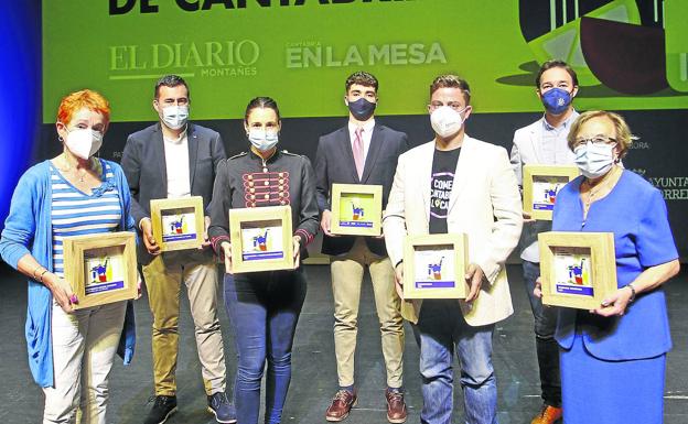 Galardonados en la VIedición de los Premios Alimentos de Cantabria. dm