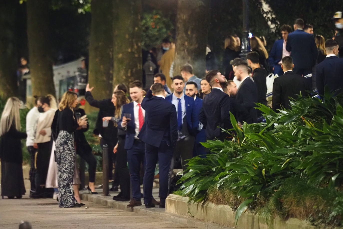 Fotos: Así ha quedado la Plaza Pombo tras la Nochevieja