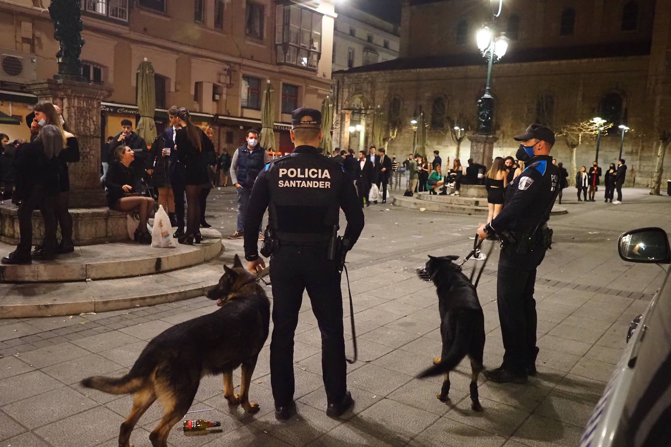 Fotos: Así ha quedado la Plaza Pombo tras la Nochevieja