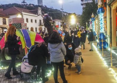 Imagen secundaria 1 - Reyes sin Cabalgatas por toda Cantabria