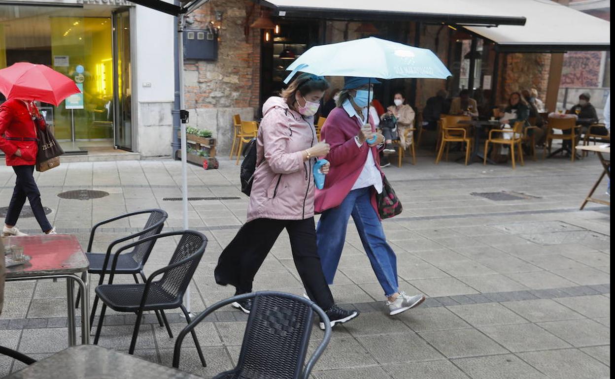 Descienden los contagios en Cantabria, que registra un nuevo fallecido por covid