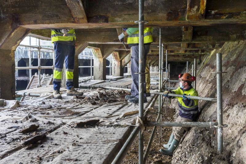 Fotos: Comienzan las obras de reparación del Muelle de Maura