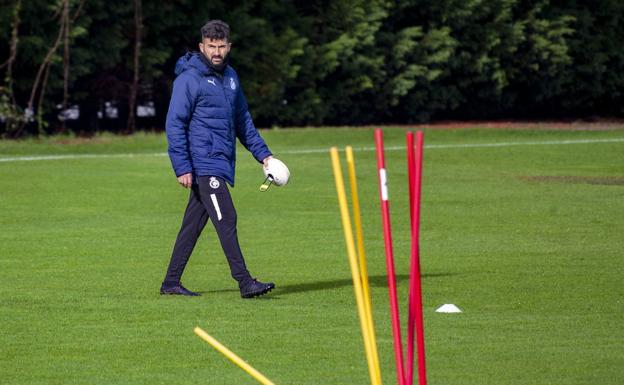 Guillermo Fernández Romo, entrenador del Racing. 