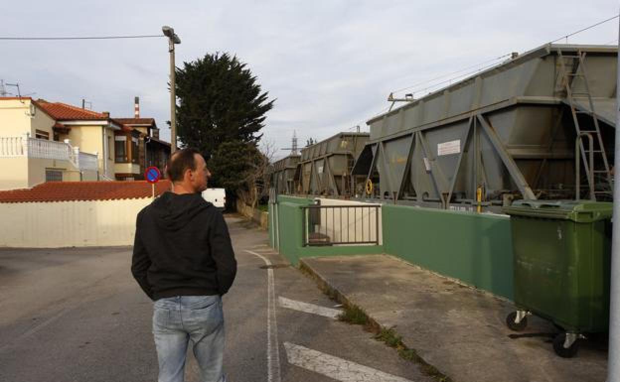 Los vagones estacionados en Barreda se quedarán hasta que «los posibles compradores se interesen por ellos»