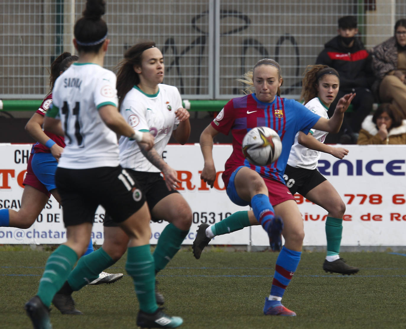 Fotos: El Racing Fémimas despierta ante el Barça B
