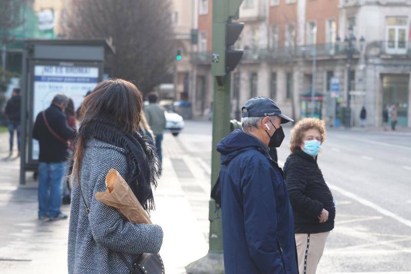 Fotos: La mascarilla todavía reina en las calles