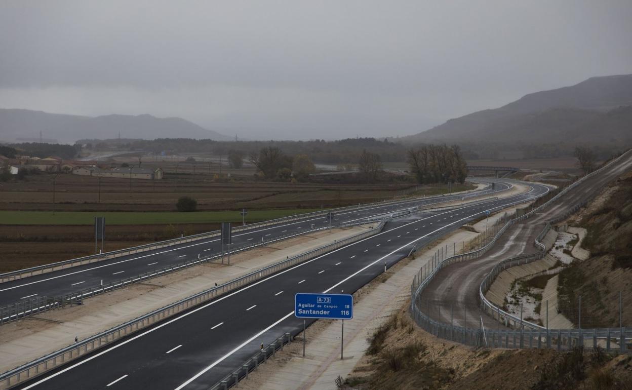 La A-73, la autovía que unirá en el futuro Burgos con Aguilar de Campoo, es uno de los proyectos que afectan a ambas comunidades. 