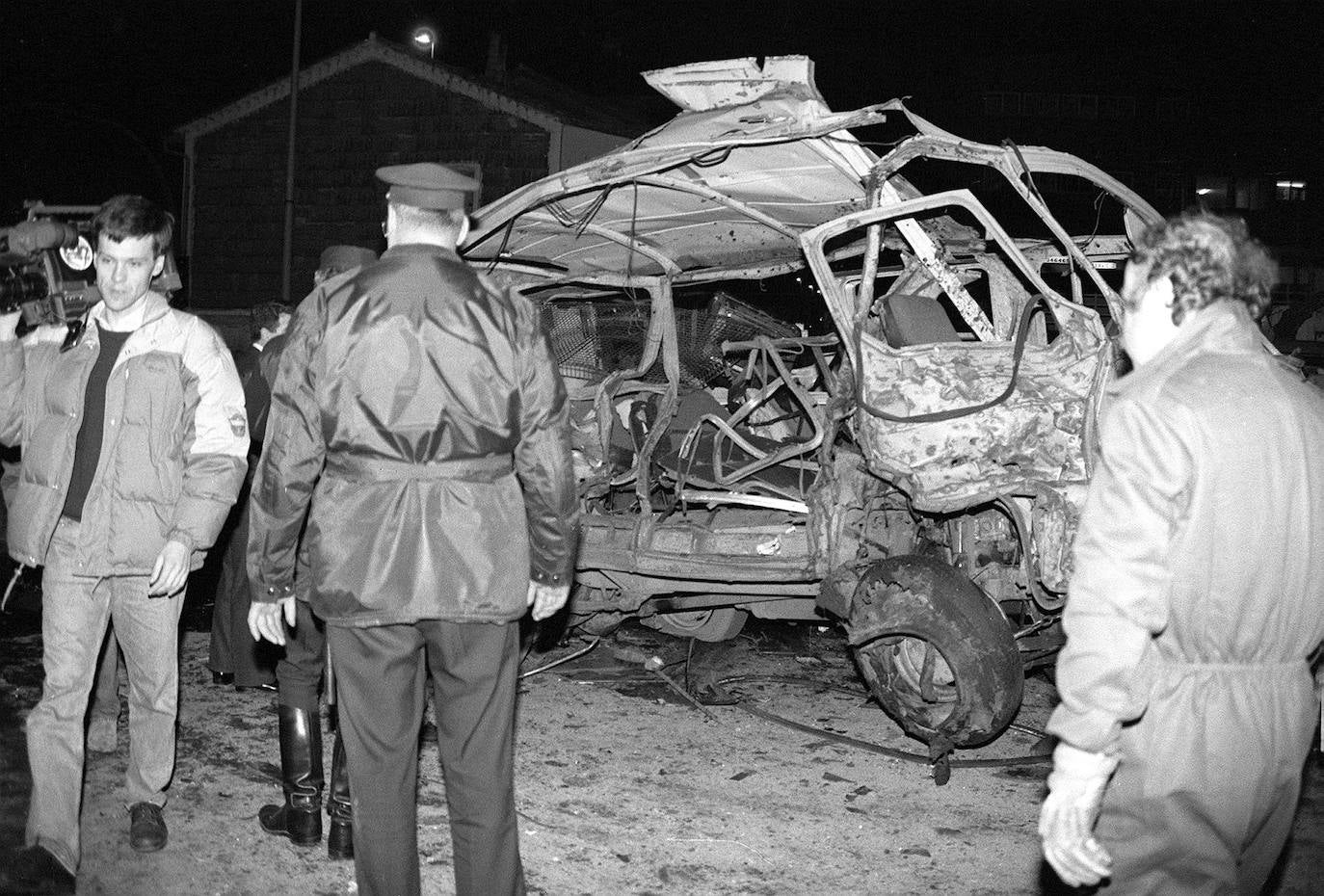 La masacre de ETA en La Albericia, ocurrida hace 30 años, causó además de 3 muertos y 19 heridos, numerosos daños materiales.