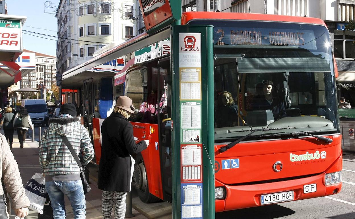 Industria aprueba inicialmente el Plan Coordinado de Transportes del Besaya