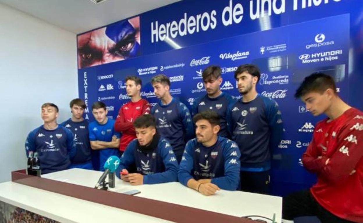 Imagen de la rueda de prensa de ayer. 