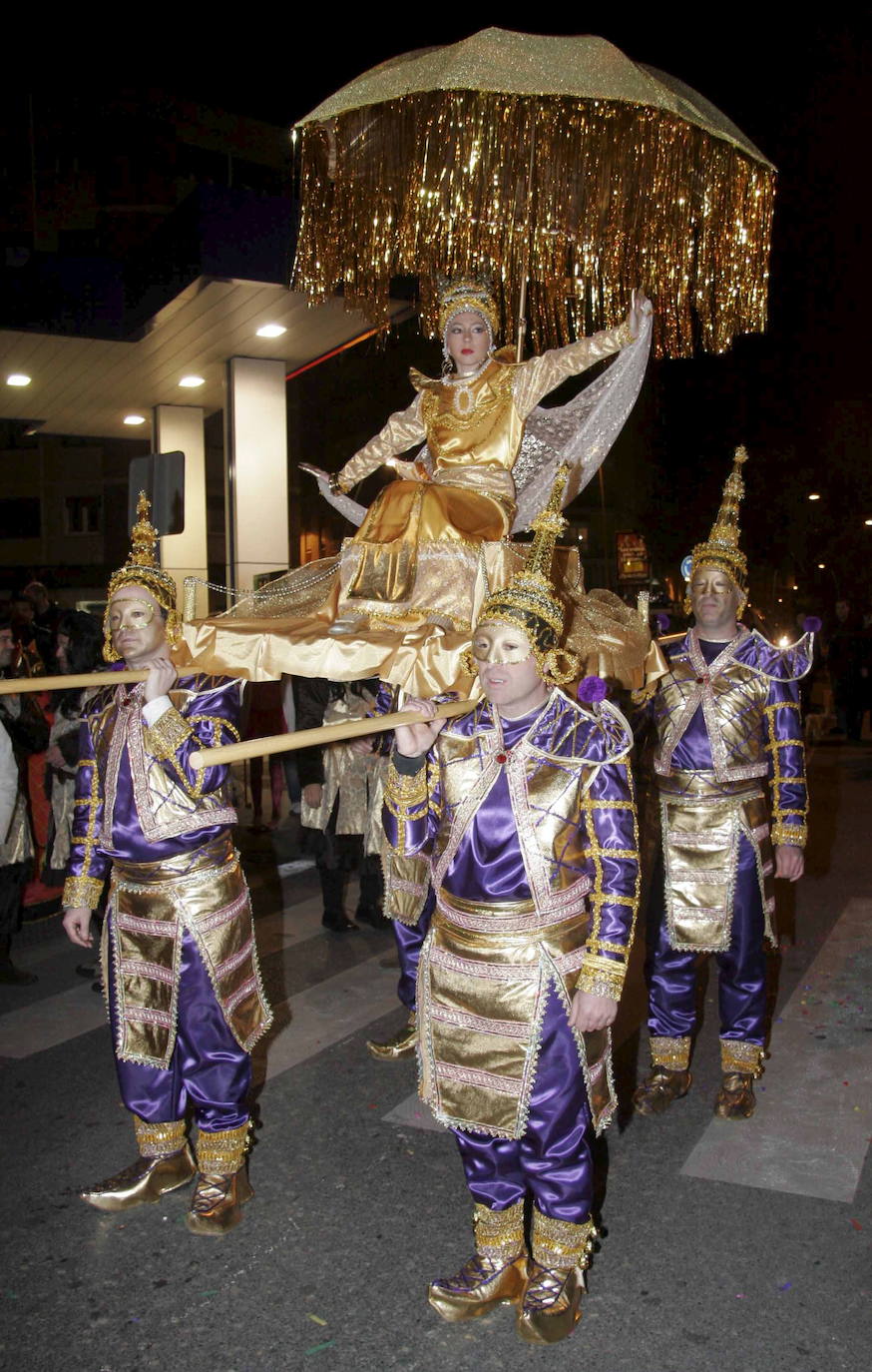 La imaginación al poder en el carnaval de Castro Urdiales en 2011.