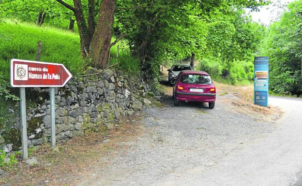 El acceso a la cavidad está señalizado.