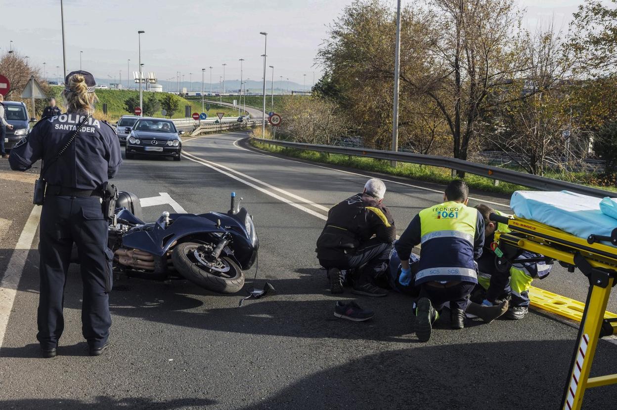 La mayoría de los accidentes mortales con motocicletas en Cantabria suceden en vías interurbanas. 