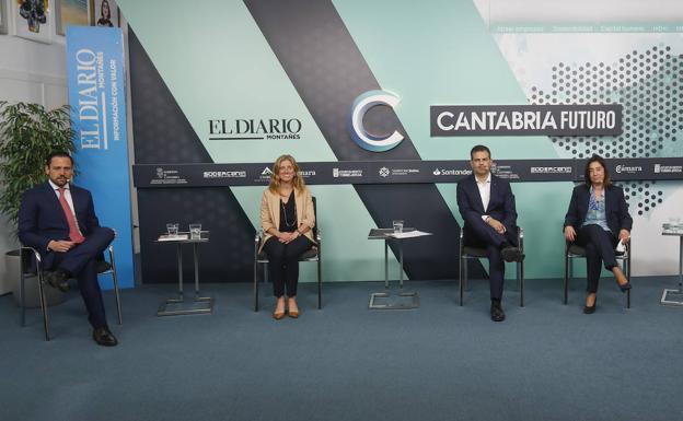 De izquierda a derecha, Joaquín Fernández-Palacios, Raquel Manzanares, David Cantarero, Matxalen Llosa y Manuel Blanco. 