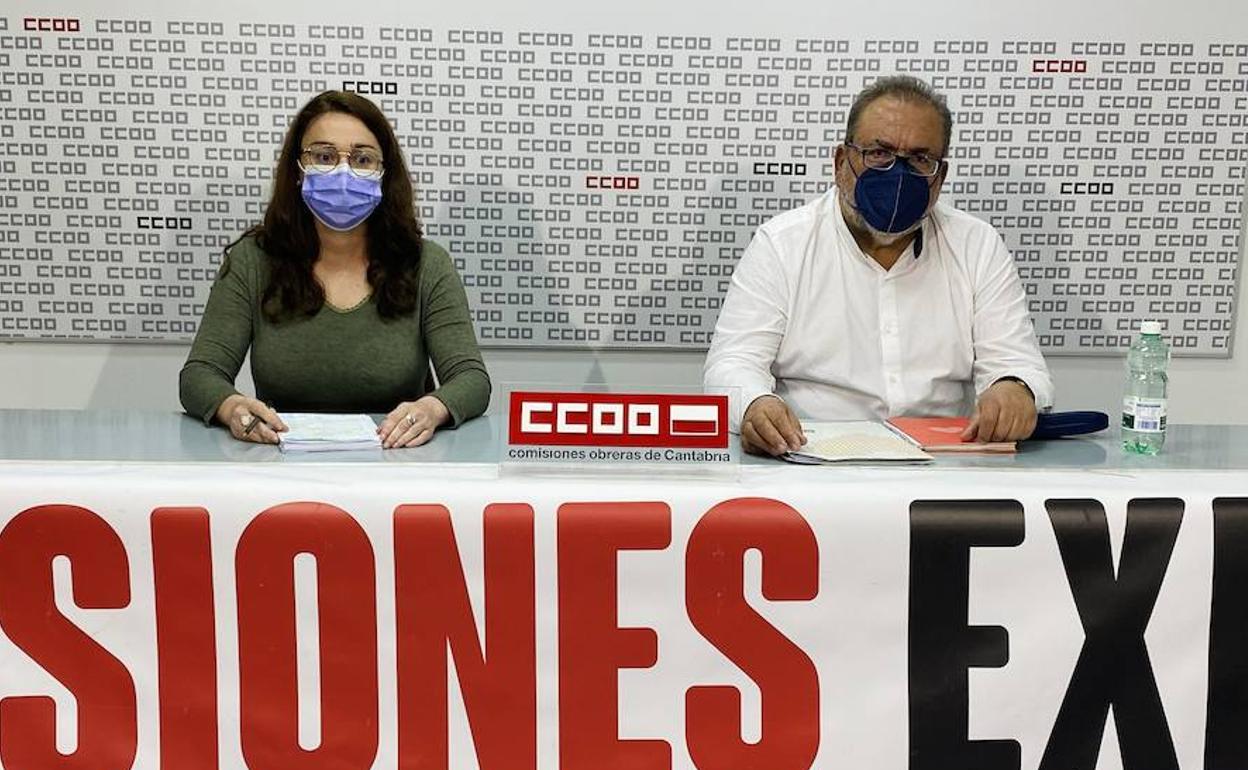 La secretaria general de CCOO en Instituciones Penitenciarias, Silvia Fernández; y el responsable de Salud Laboral y Negociación Colectiva en Instituciones Penitenciarias, José María López.