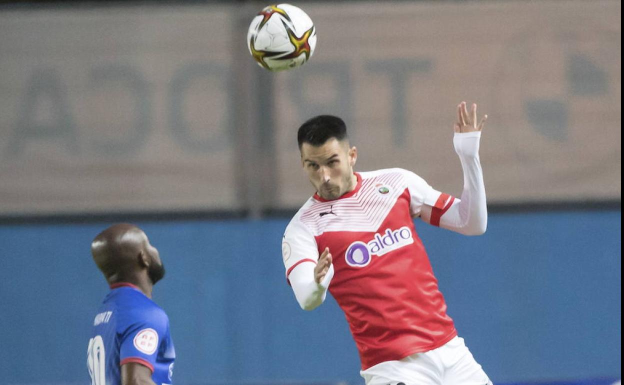 Isma López en el partido frente al Leioa de Copa Federación.