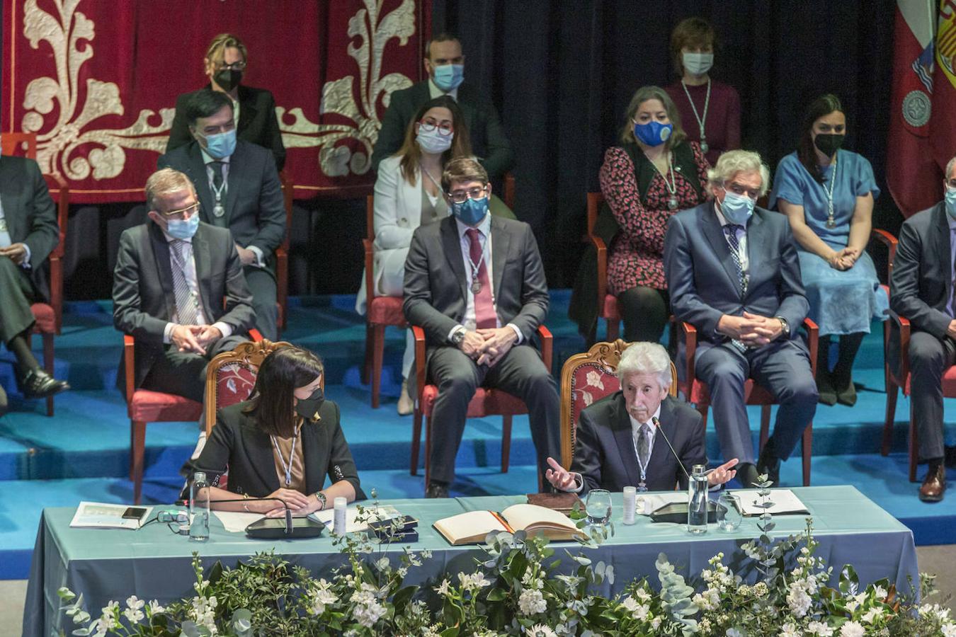 José Ramón Sánchez recibe el homenaje oficial de su ciudad.