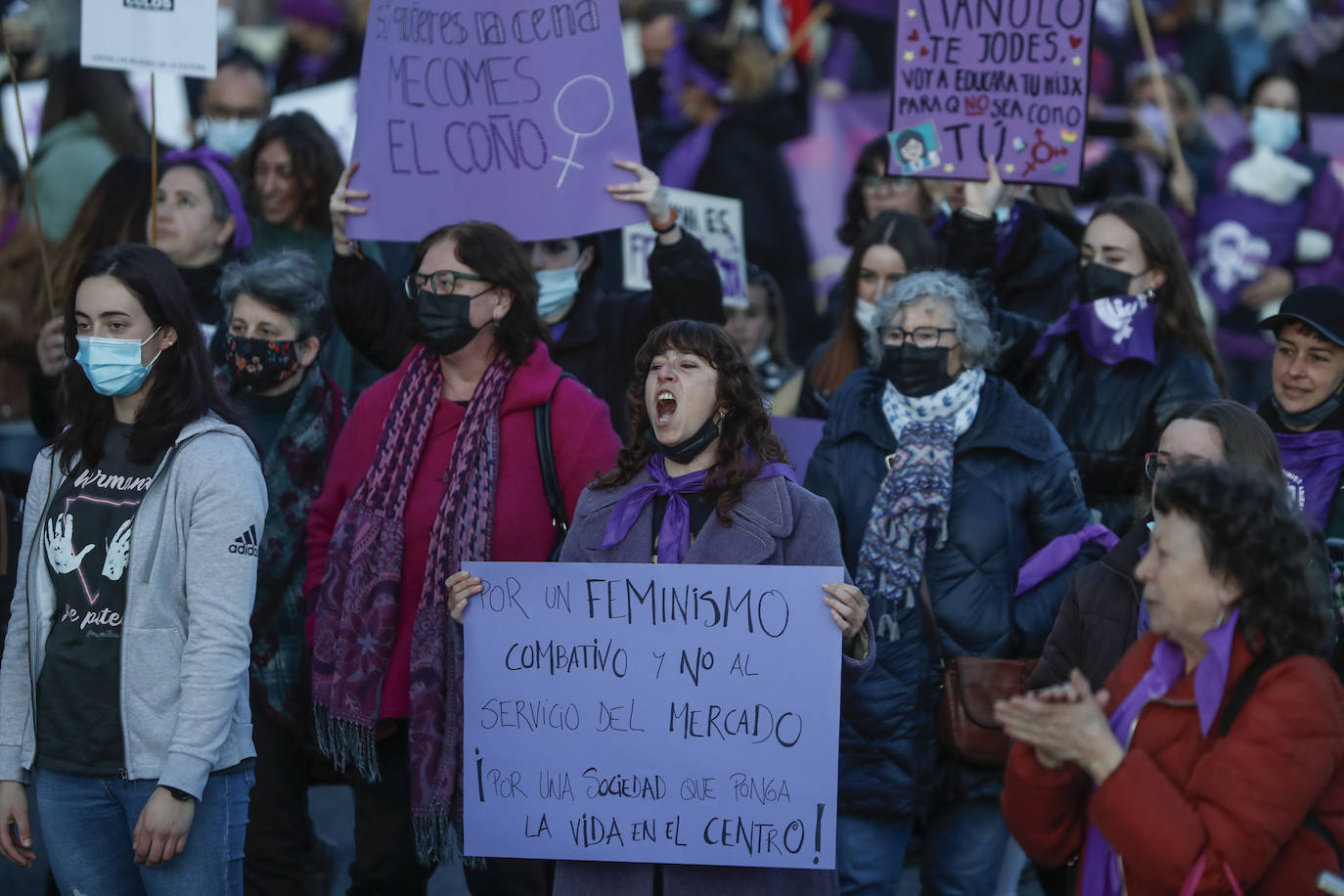 Fotos: La manifestación del 8M en Santander, en imágenes