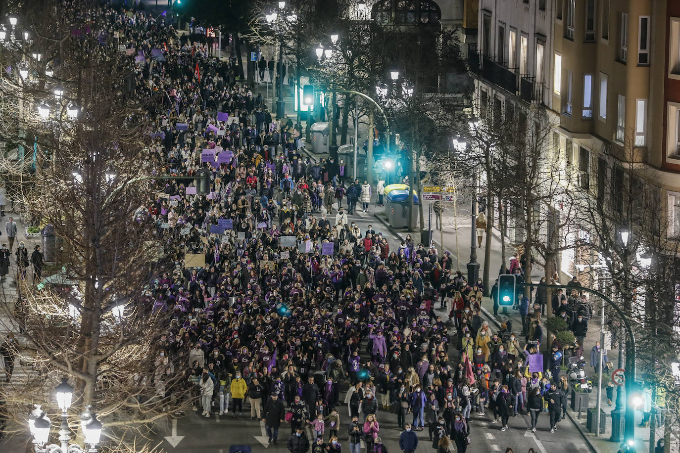 Fotos: La manifestación del 8M en Santander, en imágenes