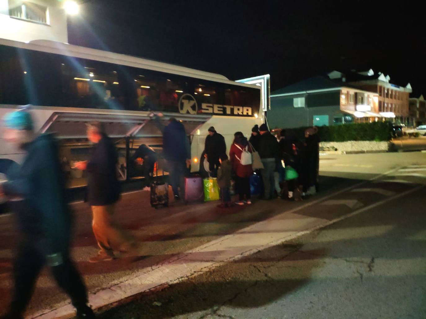 El autobús llegó de madrugada