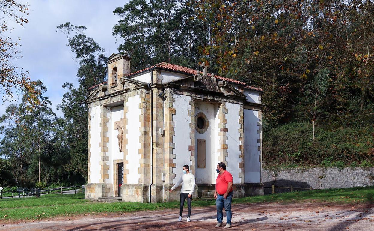 La ermita Jesús del Monte, en Hazas de Cesto, está siendo reparada tras los actos vandálicos del pasado mes de febrero.