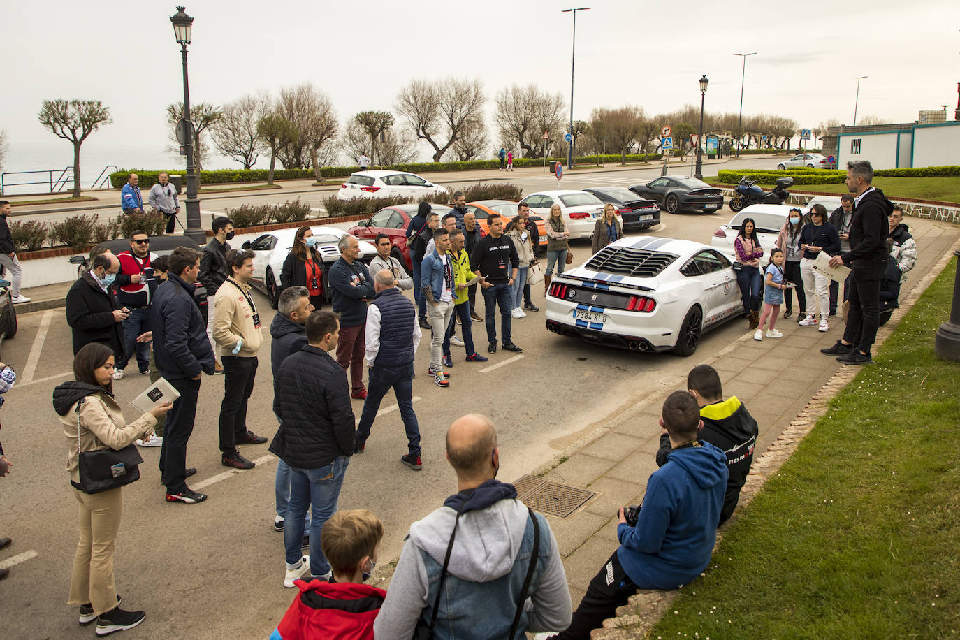 Con base en Santander, los participantes han viajado en Porsche, Lamborghini, Maserati o Ferrari por el arco de la bahía, los valles pasiegos, la costa oriental, la cuenca del Besaya y Liébana