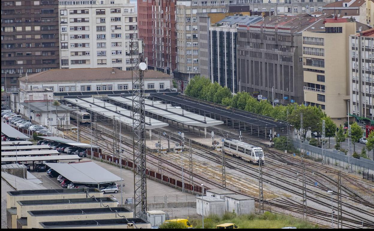 Ceruti advierte de que solo los ciudadanos podrán frenar el proyecto de Adif para la integración ferroviaria de Santander