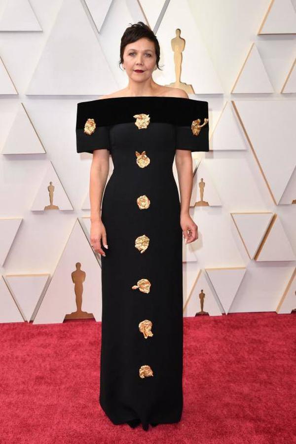 La actriz Maggie Gyllenhaal, de Schiaparelli. 