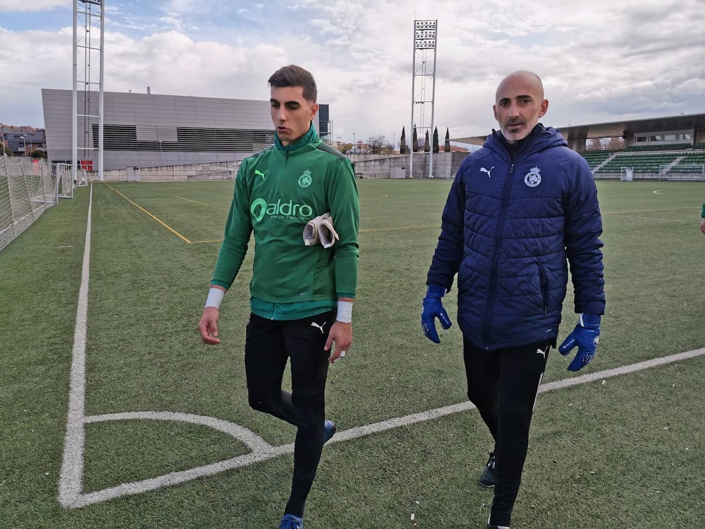 La plantilla del Racing ya se encuentra en Madrid