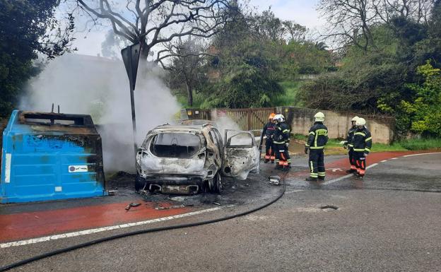 El incendio se ha producido en la parte alta de la localidad 