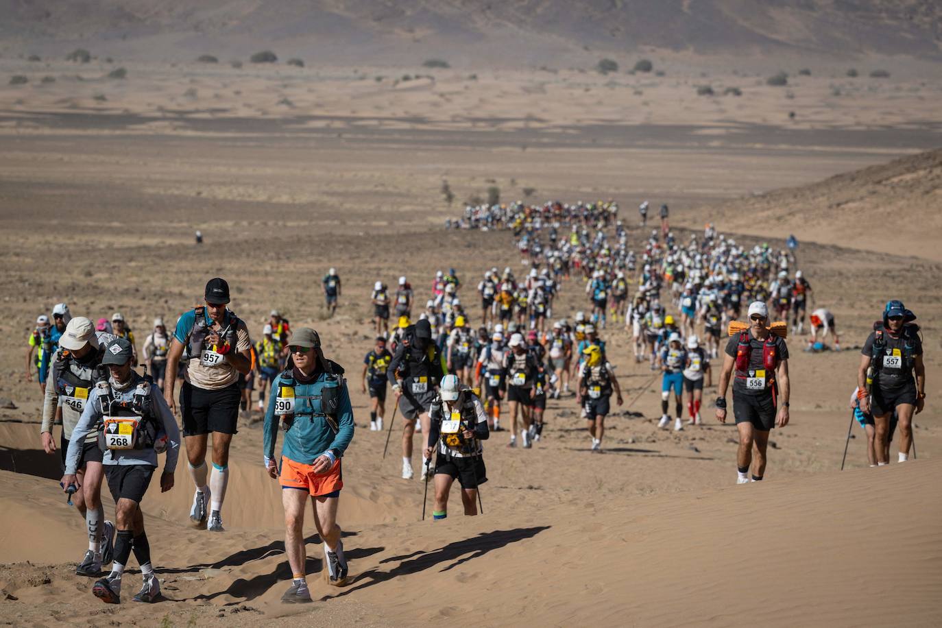 Esta prueba es considerada una de las carreras más duras del mundo. Desde el año 1986 el francés Patrick Bauer organiza esta cita en Marruecos con un recorrido de 250 kilómetros en siete días.