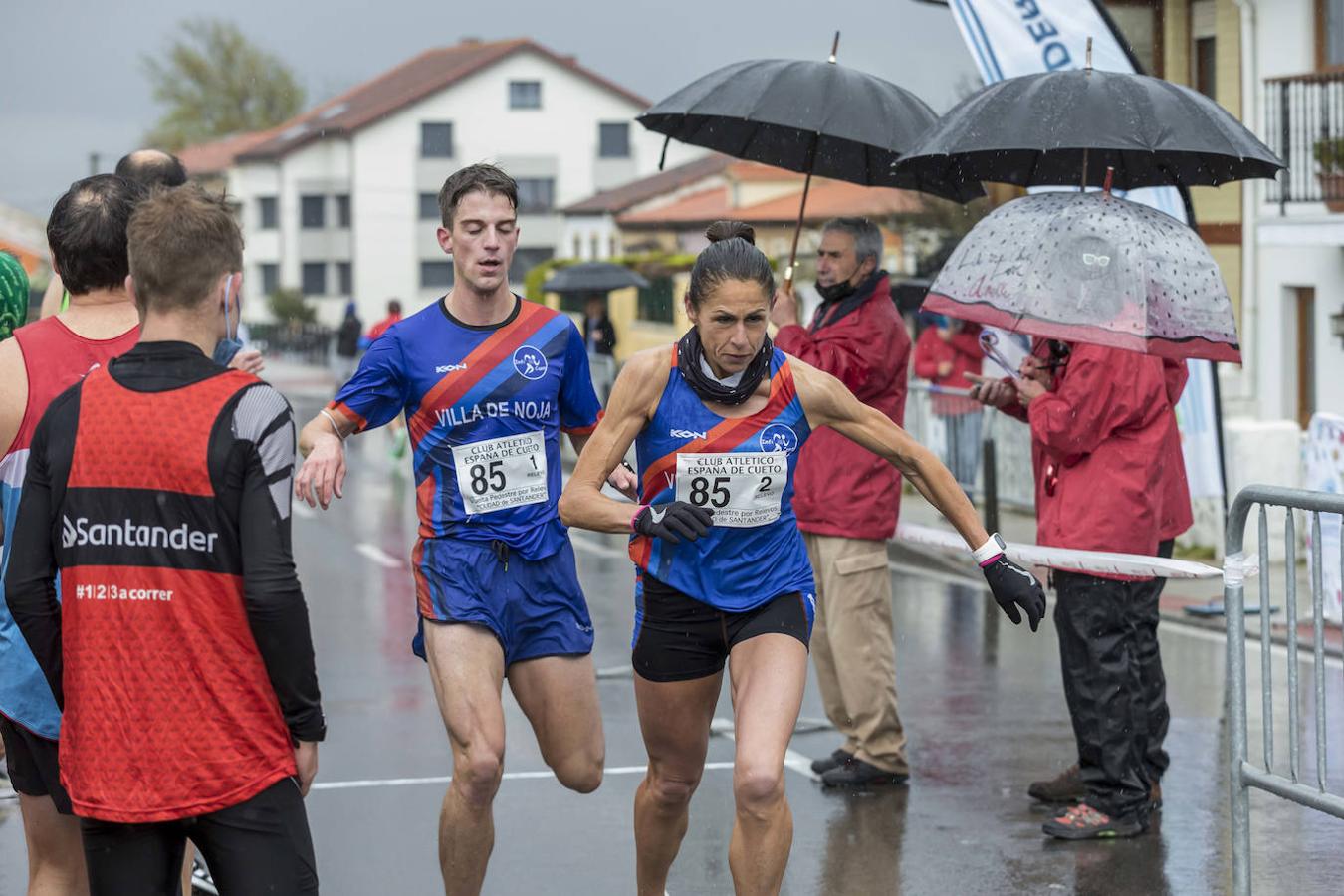 El equipo Valles Pasiegos-Sobaos Luca ganó la Vuelta por Relevos Ciudad de Santander.