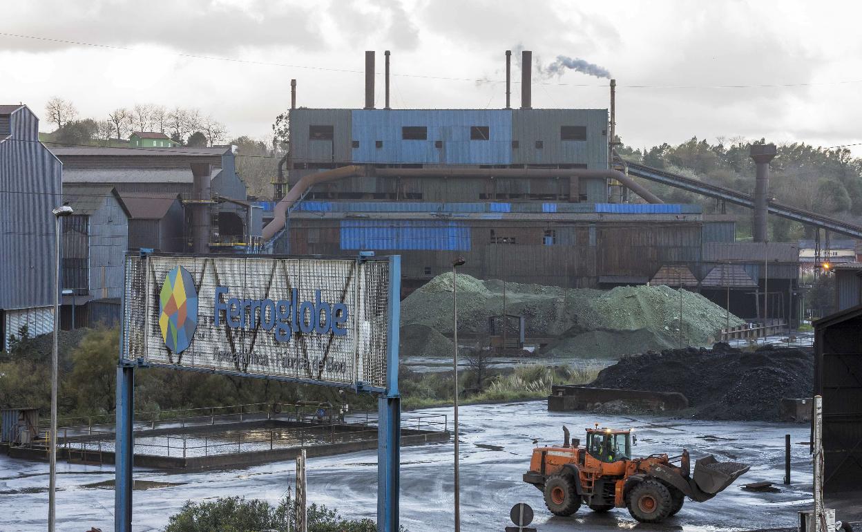 Planta de Ferroatlántica en Boo de Guarnizo.