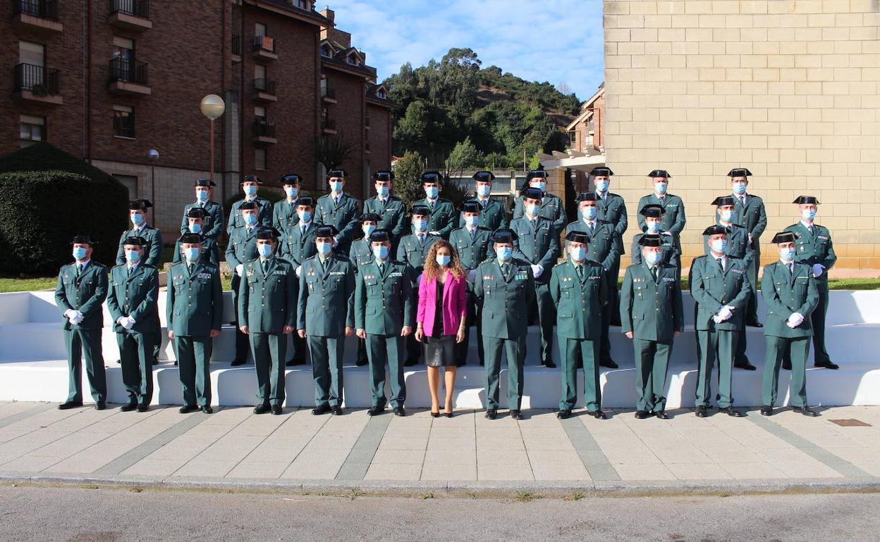 Recibimiento a los 29 guardias civiles destinados a Cantabria