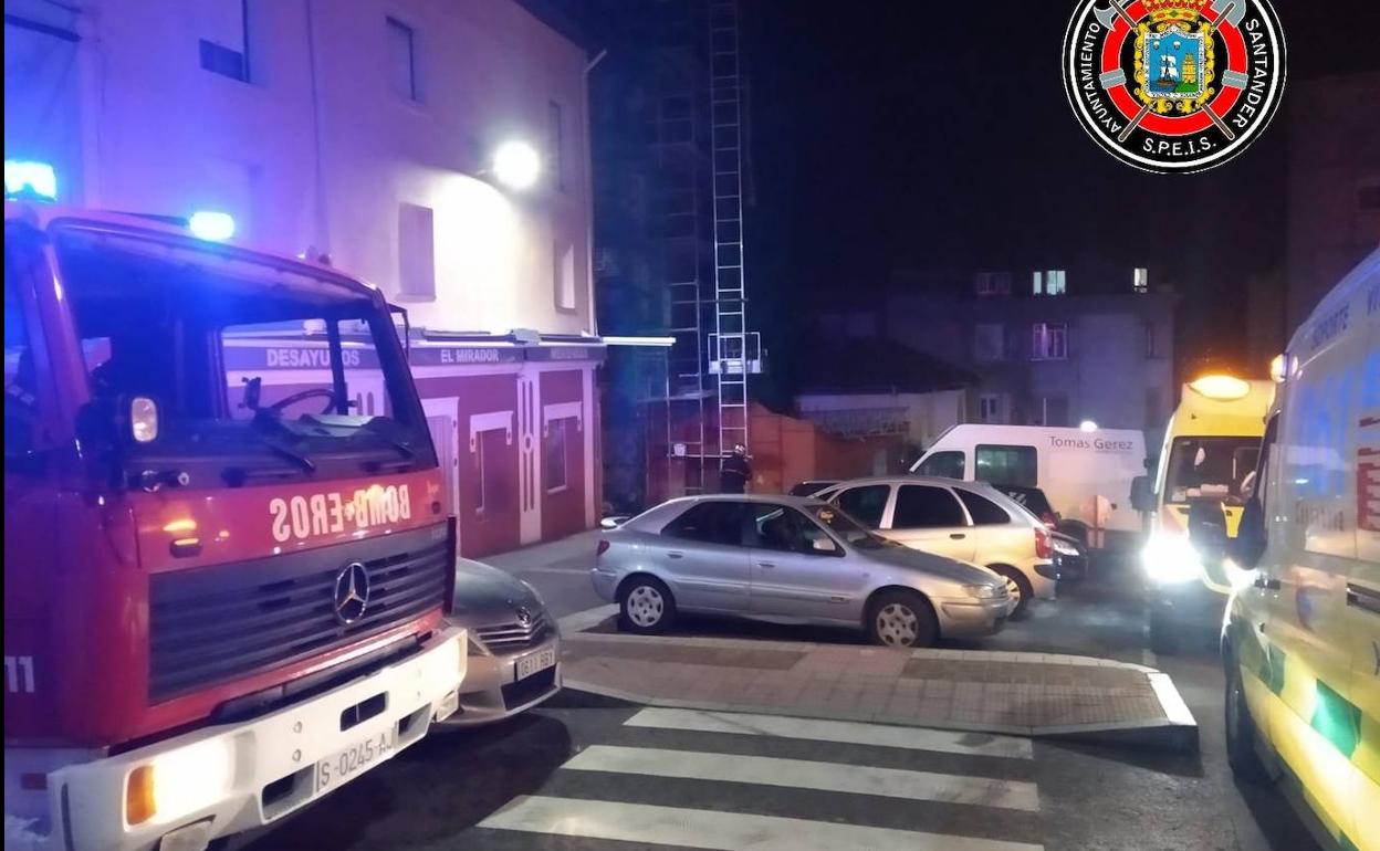 Una mujer y su hijo, intoxicados por la mala combustión de la caldera de su vivienda en Santander