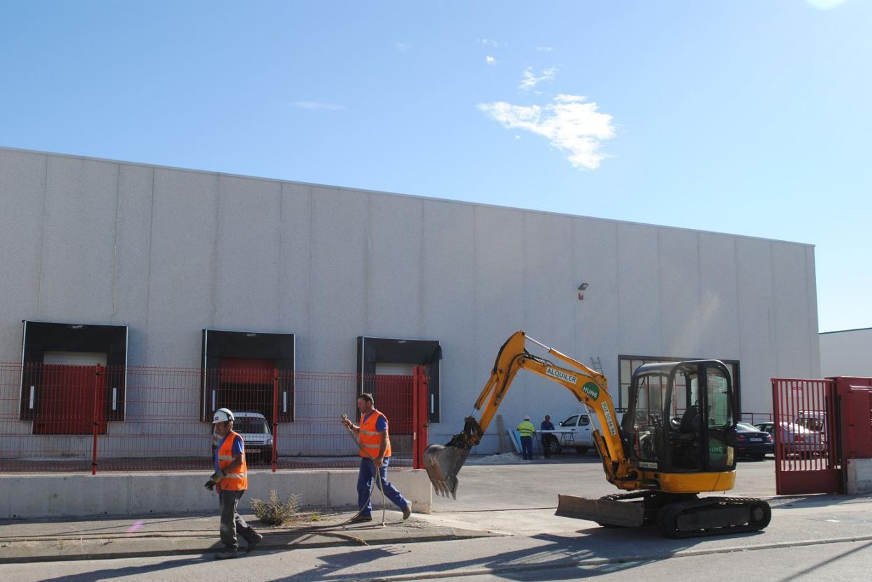 El nuevo matadero durante las obras que se acometieron en 2012. 