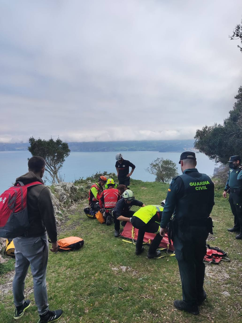 Fotos: Imágenes del rescate en el Monte Buciero de Santoña