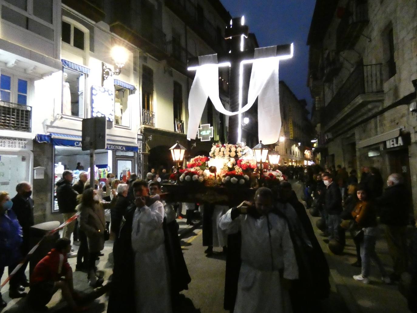 Fotos: Fervor, belleza y emoción en la Procesión de la Soledad