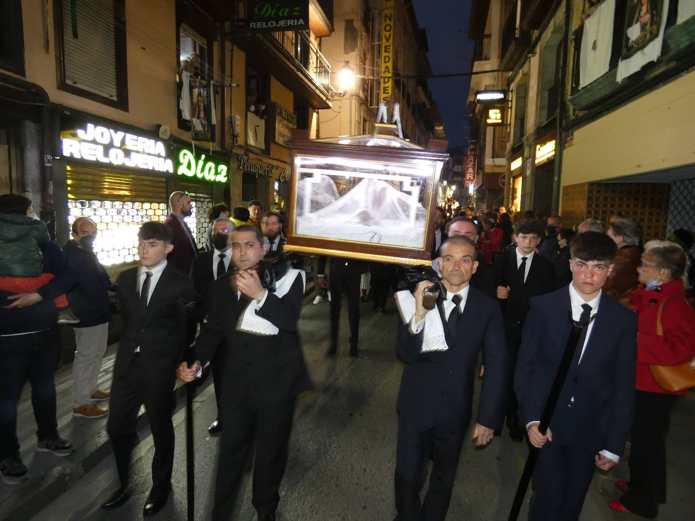 Fotos: Fervor, belleza y emoción en la Procesión de la Soledad