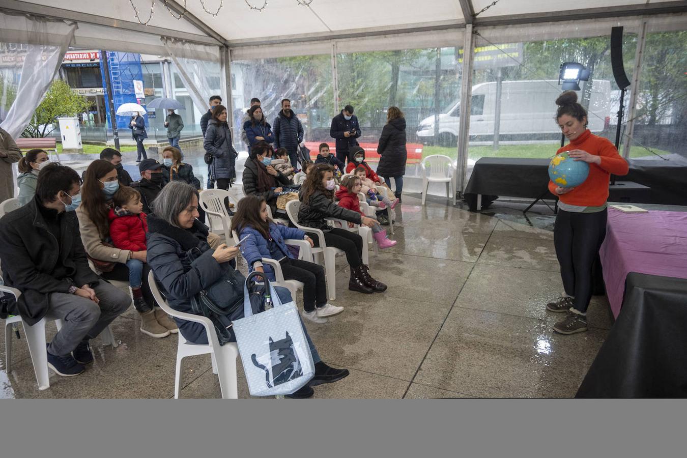 Un Día del Libro a medio gas por la lluvia