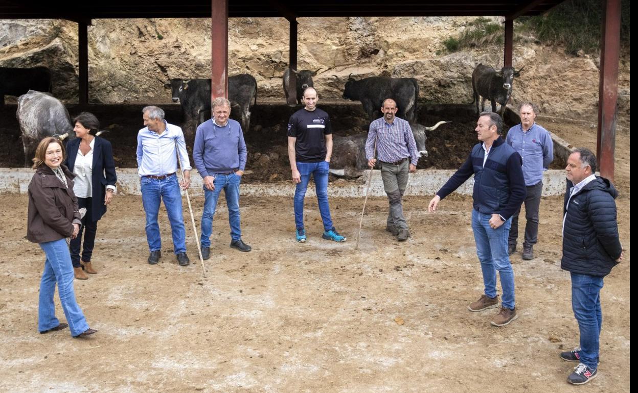 El cebadero de Carnicería Quintana, un modelo de éxito en la promoción de la  carne de tudanca | El Diario Montañés