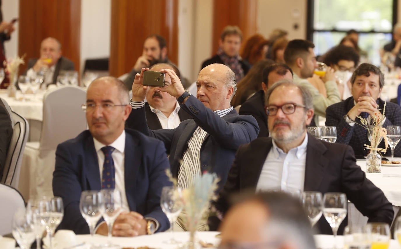 Fotos: Pablo Zuloaga, en el Foro Económico de El Diario Montañés