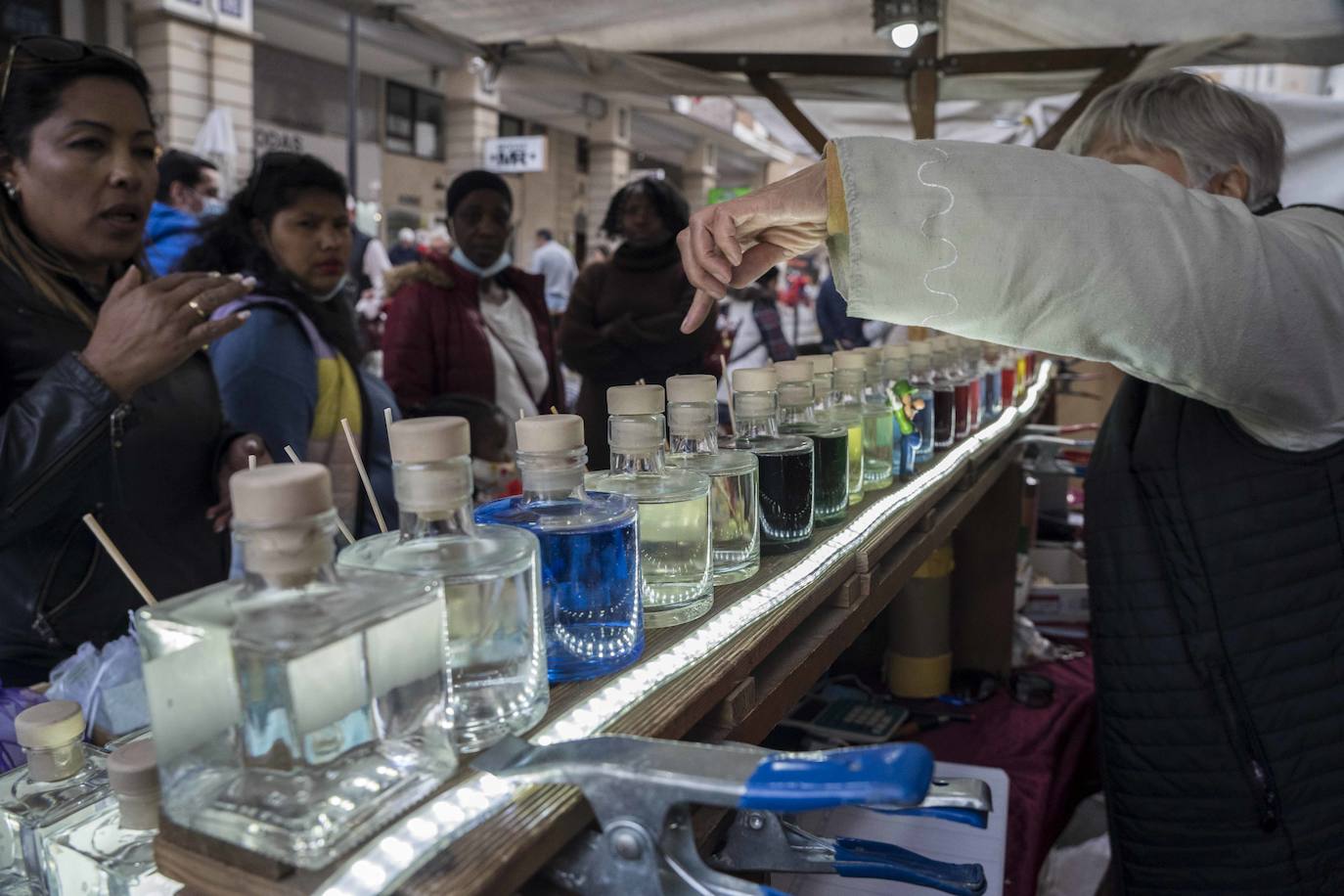 El municipio celebra hasta el 2 de mayo la Fiesta Homenaje a Pedro Velarde, una cita en recuerdo al militar de Muriedas que se va a desarrollar a través de varias actividades, espectáculos y actuaciones de calle dirigidas a toda la familia