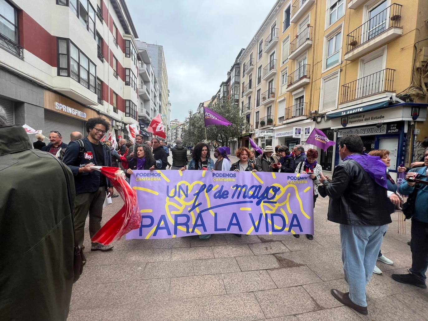 Fotos: El Primero de Mayo vuelve a salir a la calle en Santander