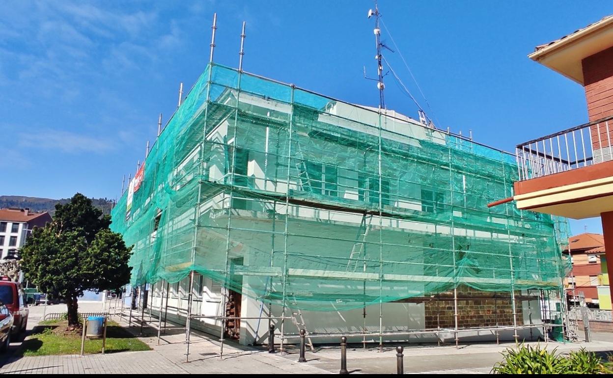 Futura jefatura con el nuevo acceso a las dependencias de los Servicios Sociales municipales.