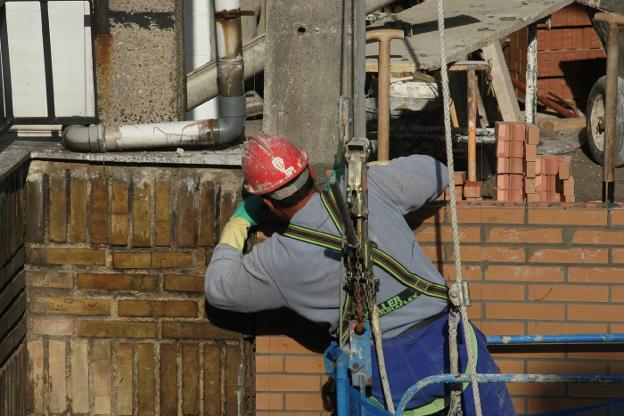 La construcción es uno de los sectores en los que mayor economía sumergida se concentra. 