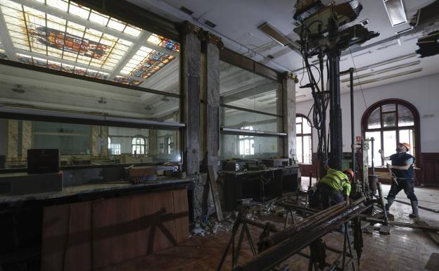 Imagen principal - Comienza el estudio geotécnico de la futura sede del Reina Sofía-Archivo Lafuente