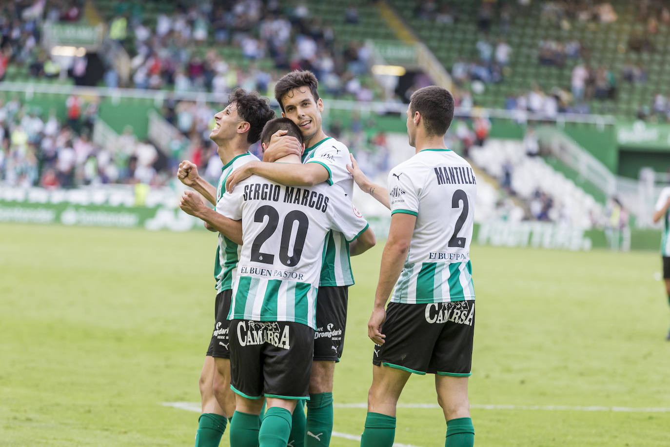 Fotos: Último partido del Racing de la temporada en los Campos de Sport